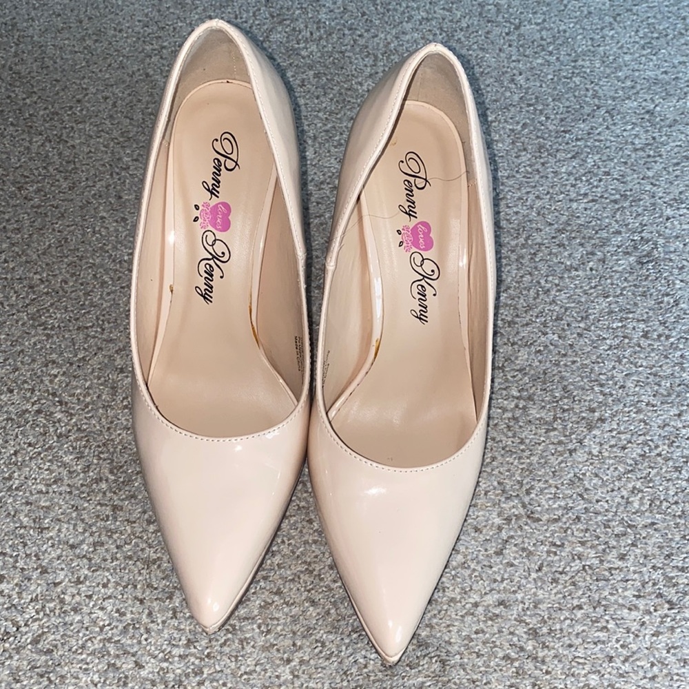 Penny loves Kenny Cream Heels